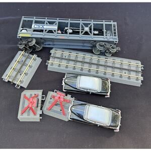 MTH 30-7676 Double Deck Auto Car Train Car With Four Cars And Track Pieces